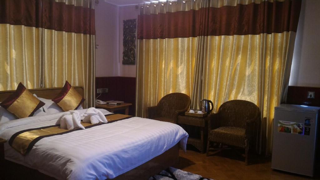Palace View Hotel Mandalay Exterior foto